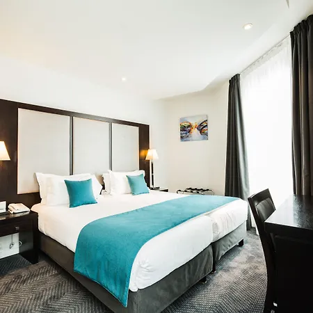 Park Lane Hotel 4*