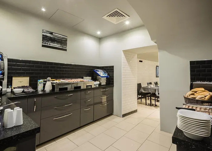 Park Lane Hotell 4*