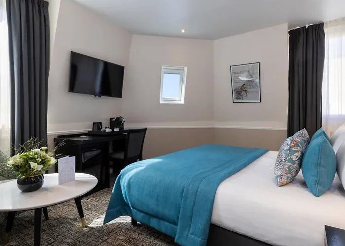 Park Lane Hotell 4*