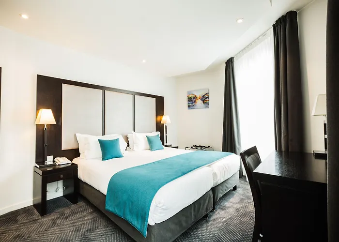 Park Lane Hotell 4*