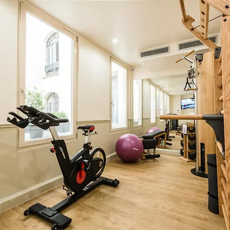 Park Lane Szálloda Párizs