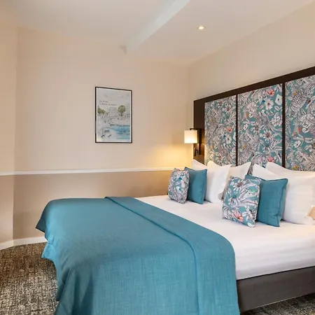 Park Lane Hotel
